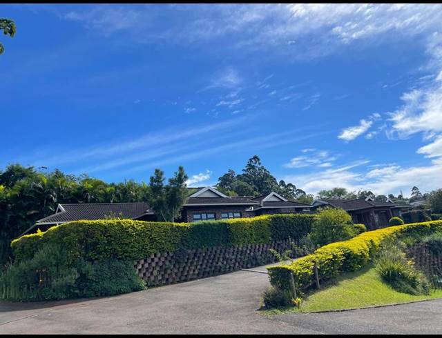 3 BEDROOM COMPLEX FOR SALE IN GILLITTS